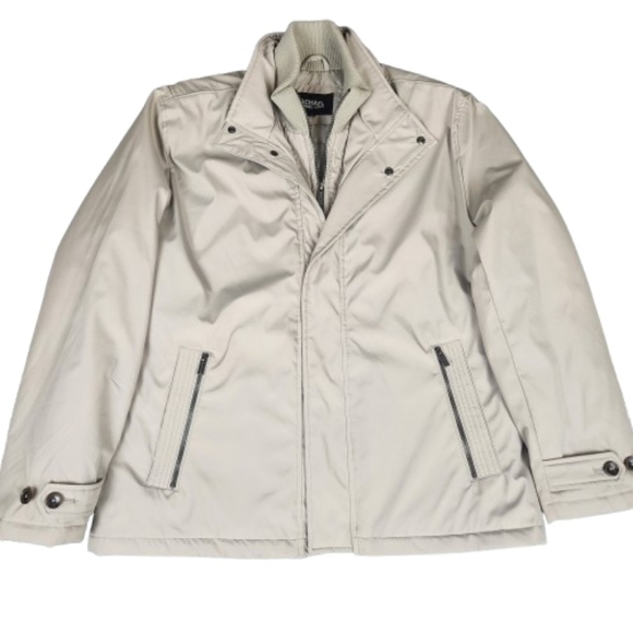 Michael Kors Other - Michael Kors Beige Mens Dressy or Cadual Jacket Lined Multiple Pockets